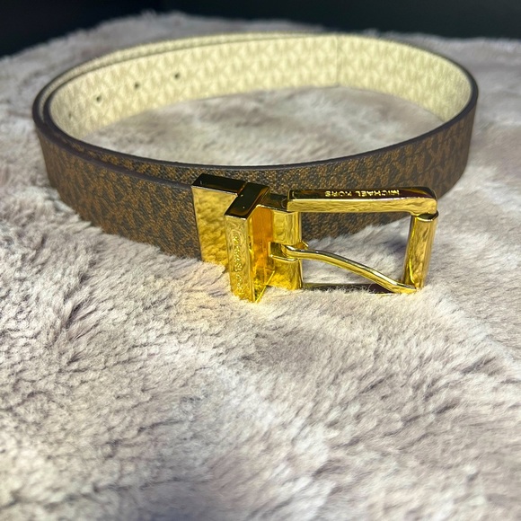 SOLD - Picture 1 of 4